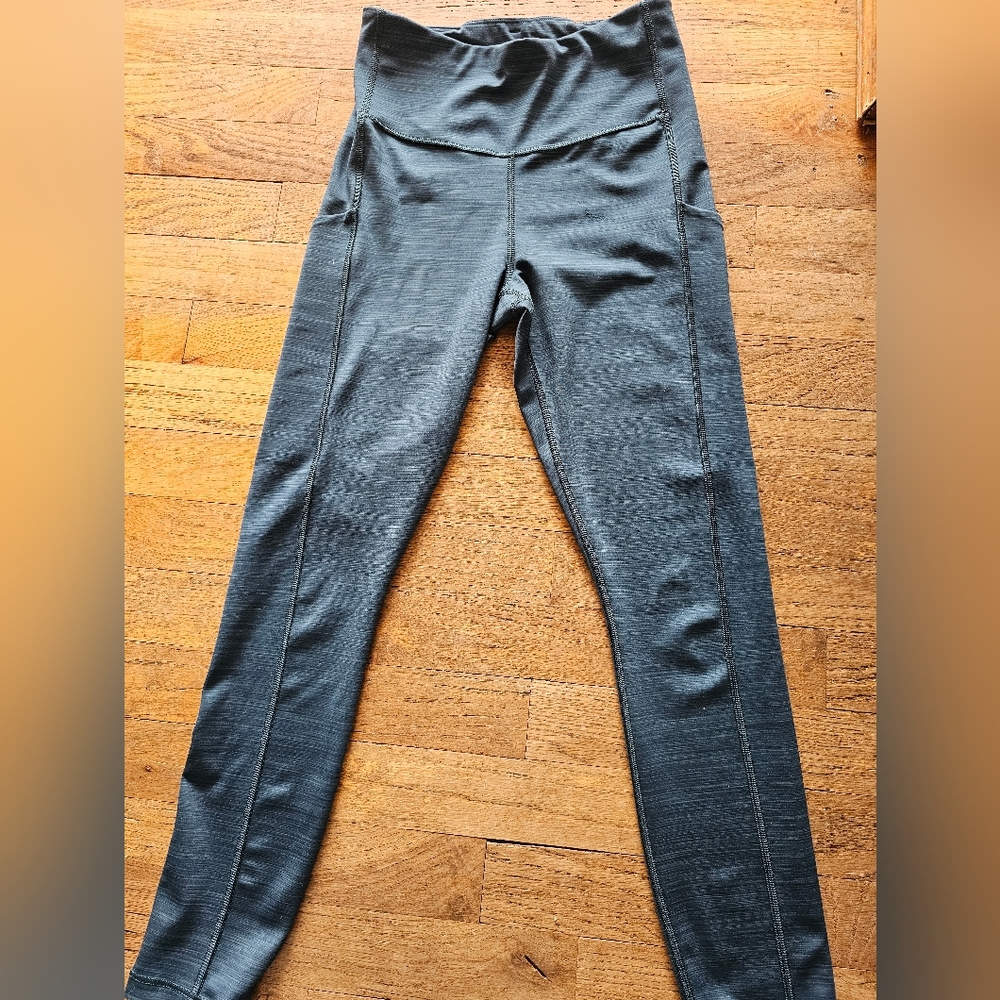Athleta Ultimate Stash High Rise 7/8 Tight Sz XS